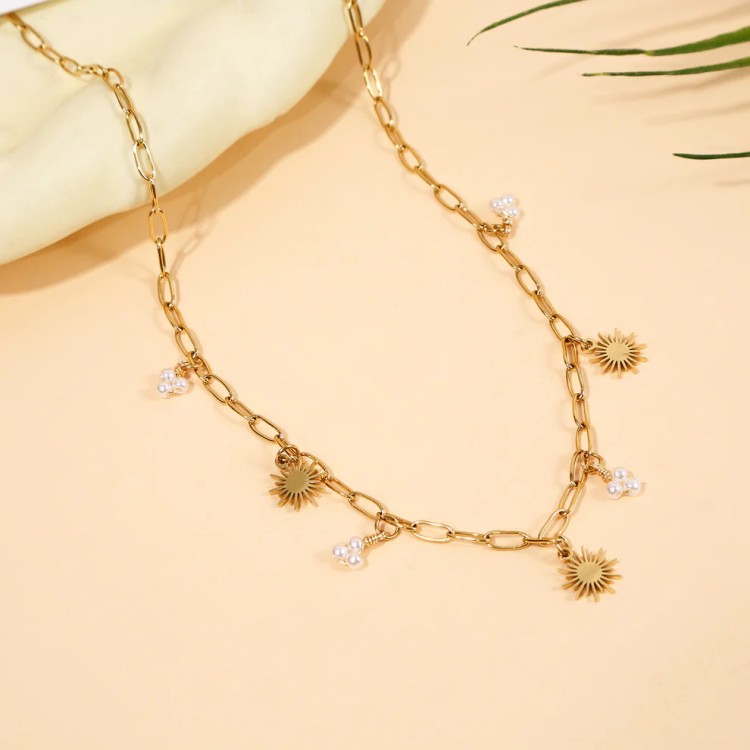 Collier Ornée De Soleils Et Perles Blanches - Acier Inoxydable Collier Ornée De Soleils Et Perles Blanches - Acier Inoxydable