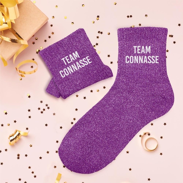 Chaussettes paillettes "team connasse" - Violet Chaussettes paillettes "team connasse" - Violet