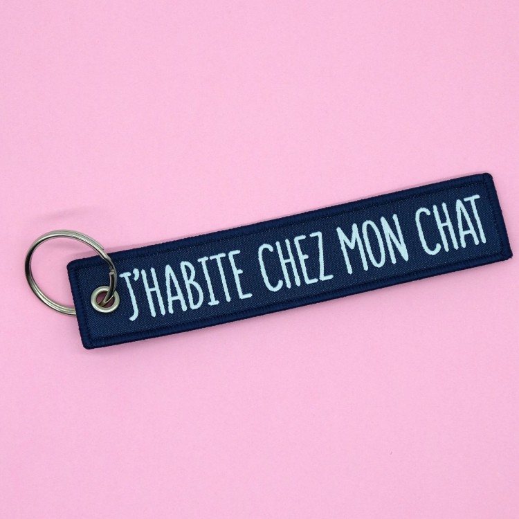 Porte-clés "J'habite chez mon chat"